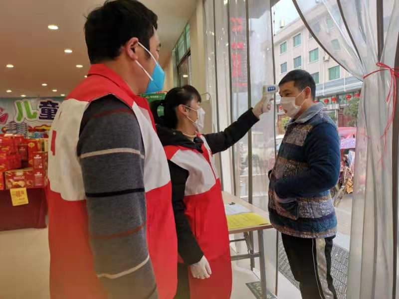 李惠剛堅守防疫崗位 (1).jpg